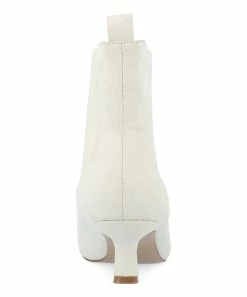Journee Collection | White Tenlee Kitten-Heel Bootie - Women -High heel Store zu111141971 alt 2 tm1669848325