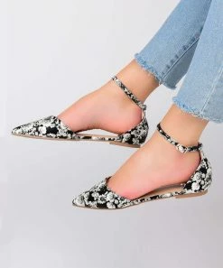 Journee Collection | Pink Patent Reba Ballet Flat - Women -High heel Store zu111149614 alt 2 tm1669925820