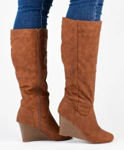 Journee Collection | Red Wide-Calf Wedge Boot - Women -High heel Store zu111153539 alt 2 tm1670273723