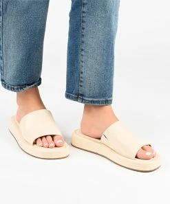 Journee Collection | Black Denrie Platform Slide - Women -High heel Store zu111777118 alt 3 tm1673623501